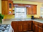 Spacious kitchen cabinets